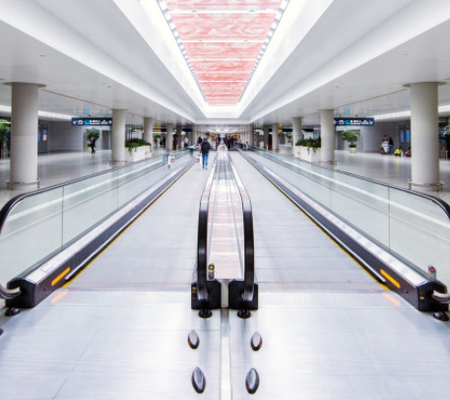 6 AC van het graad Binnen Openluchtrollende trottoir Aandrijvings Vlakke Roltrap in Luchthaven
