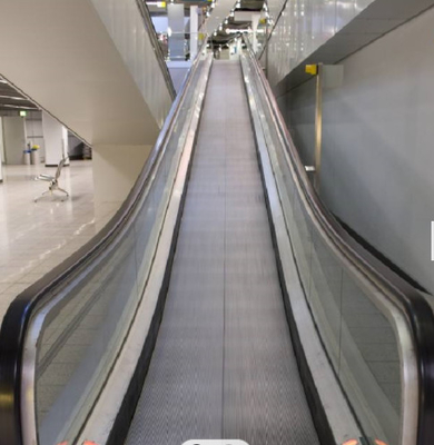6 AC van het graad Binnen Openluchtrollende trottoir Aandrijvings Vlakke Roltrap in Luchthaven
